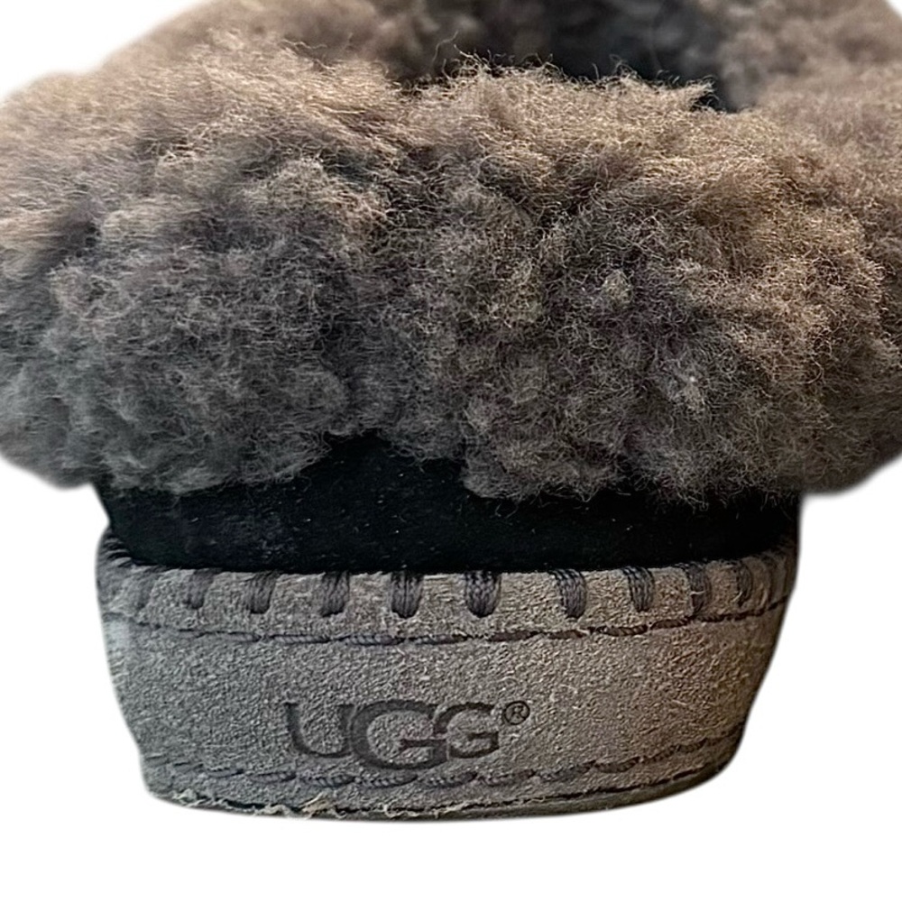 UGG Australia Women Black Suede Sheepskin Fur Lined Slippers Moccasins Shoes - Picture 10 of 13